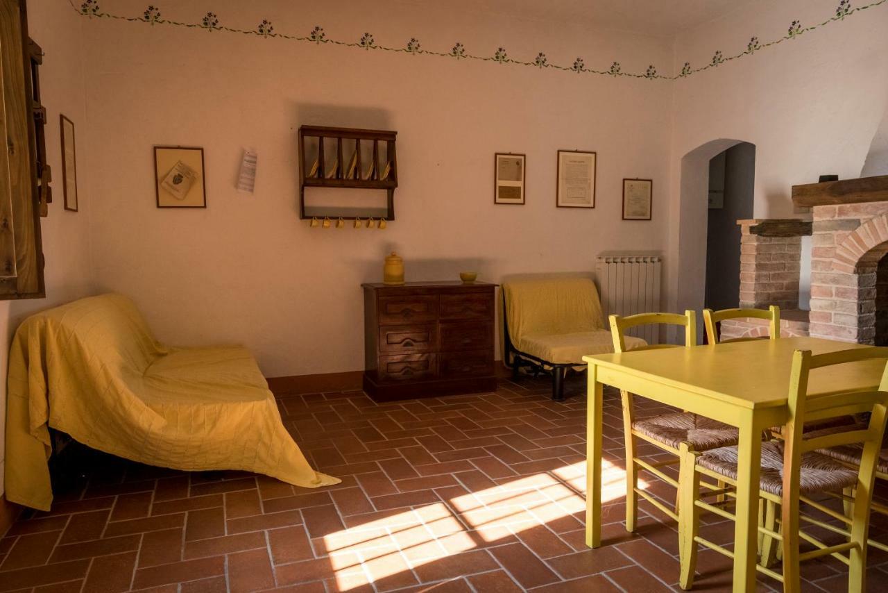 Quercegrossa Agriturismo Le Tre Pietre - Podere Nel Chianti מראה חיצוני תמונה